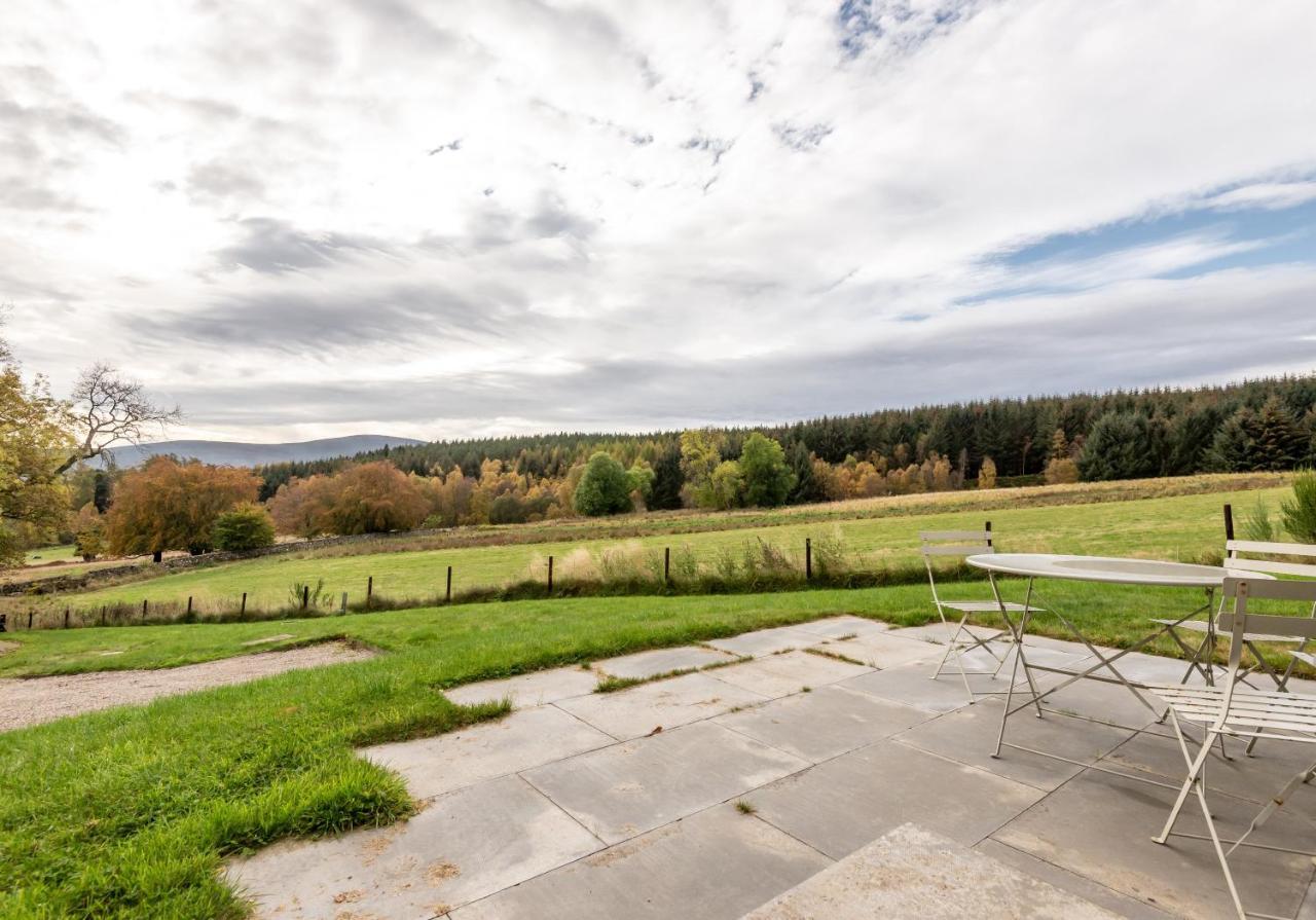 The Kennels Villa Ballogie Exterior photo